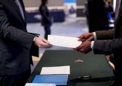 Ką verbuotojai sako apie technologijų darbo rinką šiuo metu – „TechCrunch“